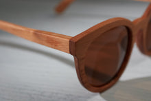 Load image into Gallery viewer, Victoria · Springbud