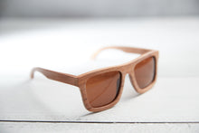 Load image into Gallery viewer, Diana · Springbud