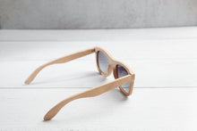 Load image into Gallery viewer, Rhea · Camphor