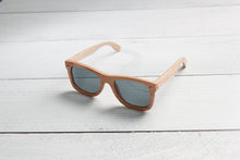 Load image into Gallery viewer, Rhea · Red Jujube