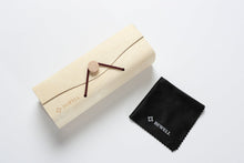 Load image into Gallery viewer, Rhea · Giant Chinquapin