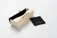 Load image into Gallery viewer, Diana · Bamboo · Arched Bridge