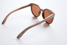 Load image into Gallery viewer, Wooden sunglasses, polarized sunglasses, engraved sunglasses, Bewell Sunglasses