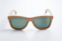 Load image into Gallery viewer, Rhea · Giant Chinquapin