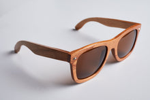 Load image into Gallery viewer, wooden sunglasses, polarized sunglasses, engraved sunglasses, bewell sunglasses