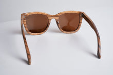 Load image into Gallery viewer, Bewell wooden sunglasses, polarized sunglasses, engraved sunglasses